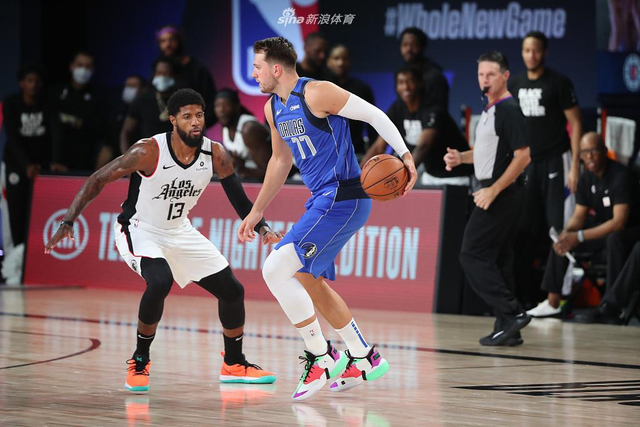 让我们为中 让我们为中