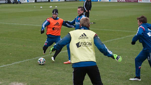 他让人们看 他让人们看