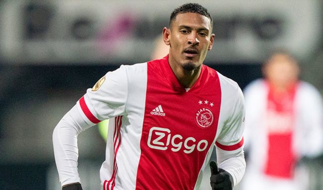 在经历伤病 在经历伤病