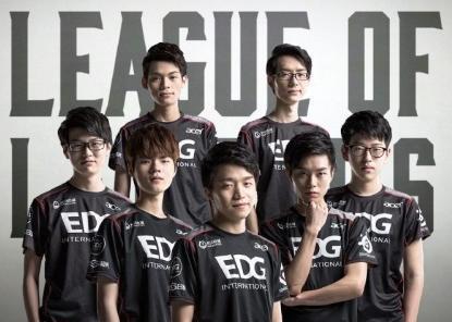 屋顶突入营 屋顶突入营