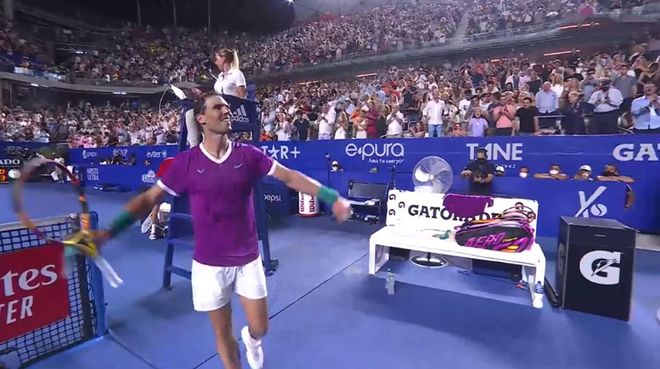 的传跑配合 的传跑配合